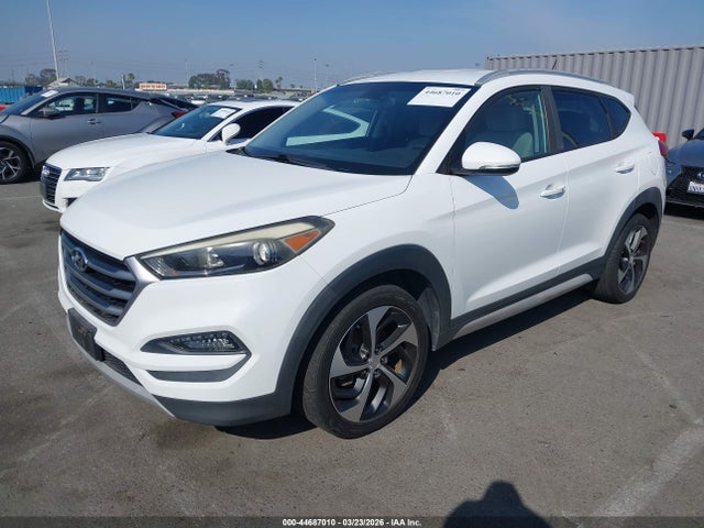 KM8J33A26HU488402 Hyundai Tucson Sport