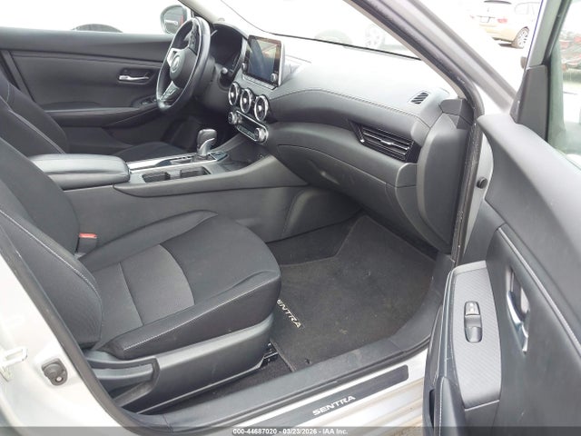 3N1AB8CV8LY238860 Nissan Sentra Sv Xtronic Cvt