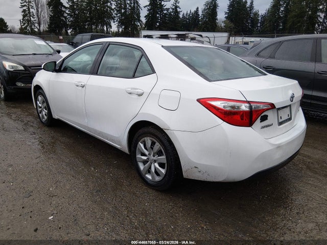 2015 TOYOTA COROLLA 5YFBURHE0FP348493 Photo 2