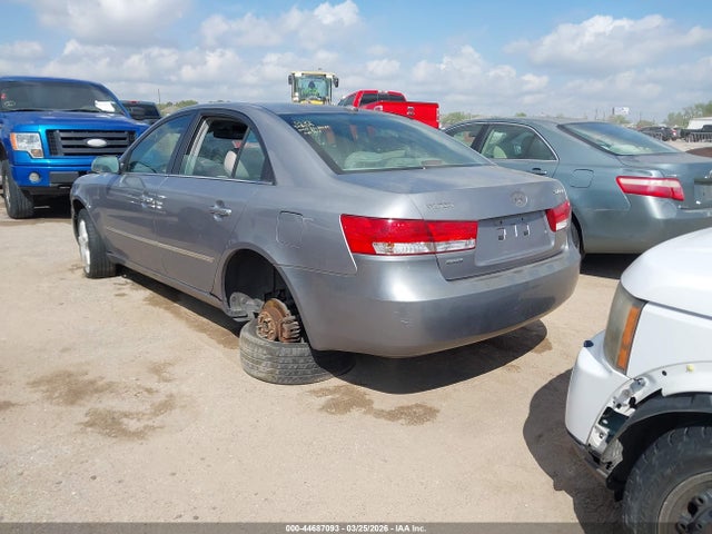 2008 HYUNDAI SONATA 5NPEU46C88H318515 Photo 2