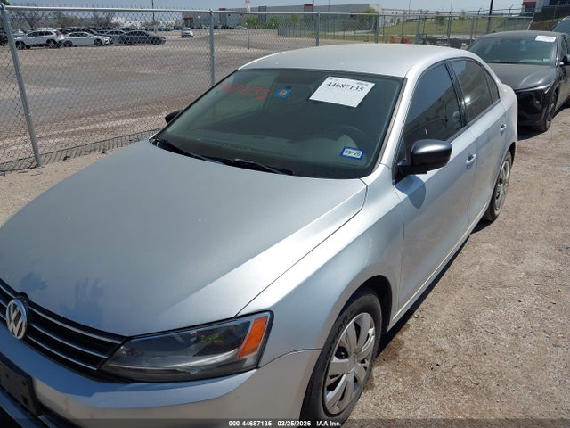 Продаж на аукціоні авто 2015 Volkswagen Jetta 2.0l S, vin: 3VW2K7AJ6FM412168, номер лоту: 44687135