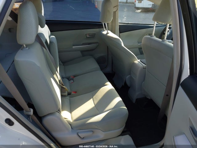 JTDZN3EU9EJ008315 Toyota Prius V Three