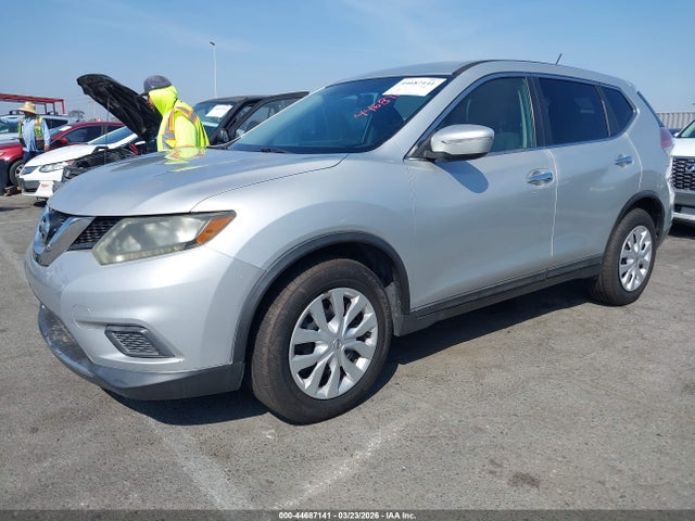 Nissan ROGUE S 2015 5N1AT2ML5FC898707 Image 2
