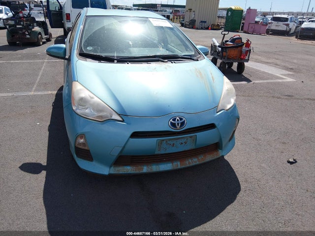 Продаж на аукціоні авто 2013 Toyota Prius C Four/one/three/two, vin: JTDKDTB34D1048851, номер лоту: 44687166
