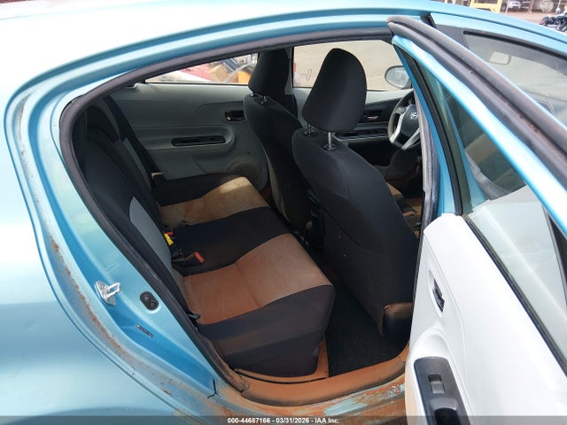 Продаж на аукціоні авто 2013 Toyota Prius C Four/one/three/two, vin: JTDKDTB34D1048851, номер лоту: 44687166