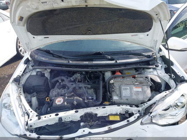 2013 TOYOTA PRIUS C JTDKDTB34D1038546 Photo 9