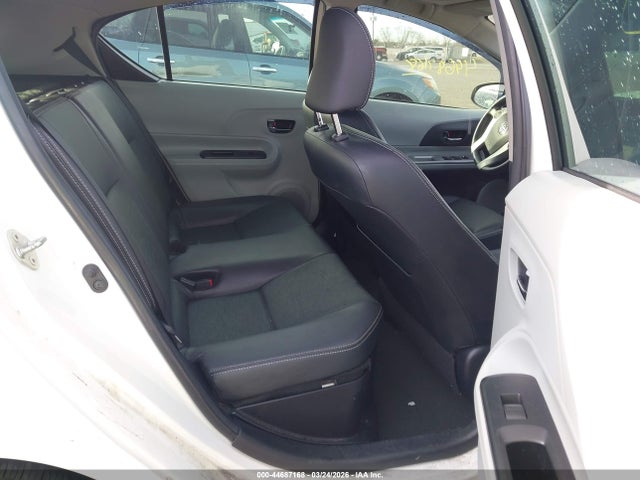 2013 TOYOTA PRIUS C JTDKDTB34D1038546 Photo 7