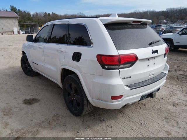 2015 JEEP GRAND CHEROKEE 1C4RJFAG6FC215165 Photo 2