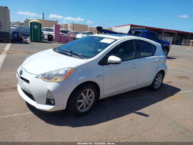 44687195 :رقم المزاد ، JTDKDTB39C1031414 vin ، 2012 Toyota Prius C Four مزاد بيع