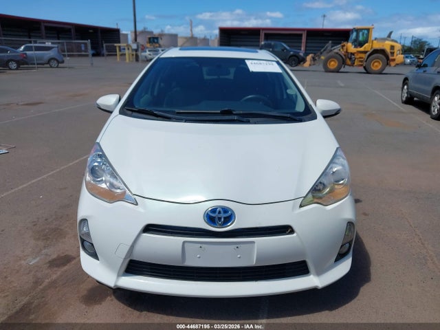 44687195 :رقم المزاد ، JTDKDTB39C1031414 vin ، 2012 Toyota Prius C Four مزاد بيع