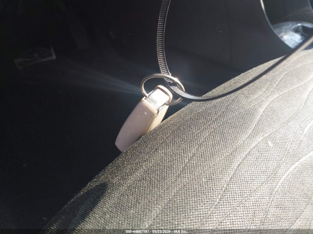 44687197 :رقم المزاد ، KL4CJASB5FB052245 vin ، 2015 Buick Encore مزاد بيع