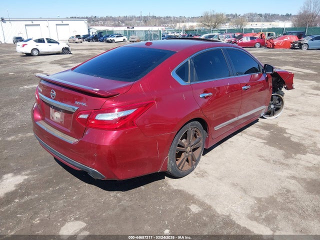 1N4BL3AP9HC275721 Nissan Altima 3.5 Sl