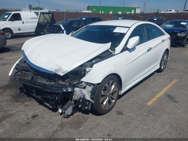 Hyundai SONATA SE 2014 5NPEC4AC2EH844788 Image 2