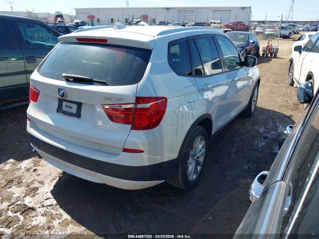 2014 BMW X3 5UXWX9C50E0D25130 Photo 3