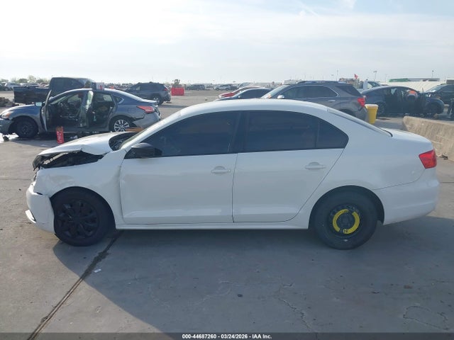 2013 Volkswagen Jetta 2.0l S მანქანა იყიდება აუქციონზე, vin: 3VW2K7AJ5DM304444, აუქციონის ნომერი: 44687260