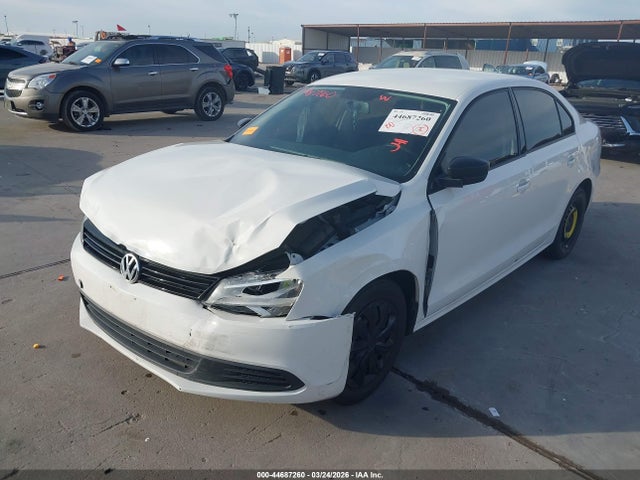 2013 Volkswagen Jetta 2.0l S მანქანა იყიდება აუქციონზე, vin: 3VW2K7AJ5DM304444, აუქციონის ნომერი: 44687260