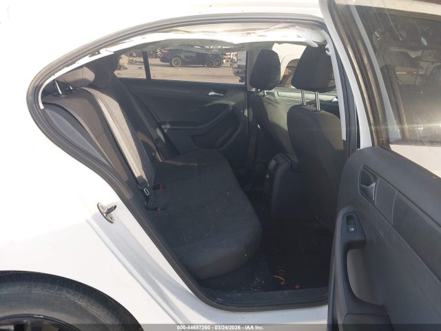 2013 Volkswagen Jetta 2.0l S მანქანა იყიდება აუქციონზე, vin: 3VW2K7AJ5DM304444, აუქციონის ნომერი: 44687260