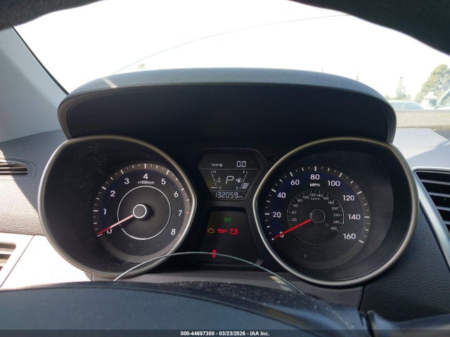 5NPDH4AE7GH695991 Hyundai ELANTRA SE