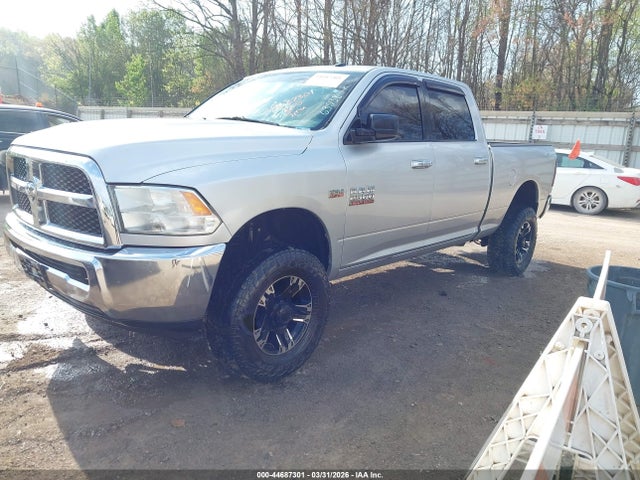 2015 RAM 2500 3C6TR5DT9FG610575 Photo 1