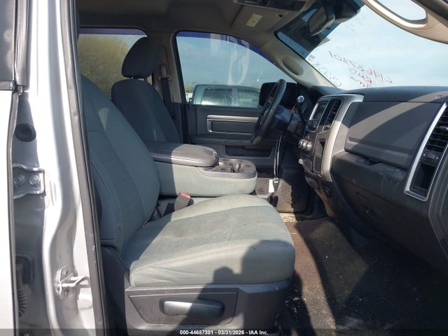 2015 RAM 2500 3C6TR5DT9FG610575 Photo 4