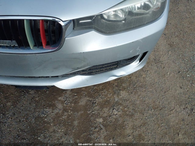 2014 Bmw 320i Xdrive მანქანა იყიდება აუქციონზე, vin: WBA3C3C58EF983833, აუქციონის ნომერი: 44687347