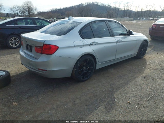 2014 BMW 320I WBA3C3C58EF983833 Photo 3