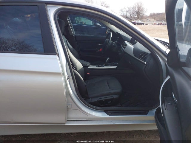 2014 BMW 320I WBA3C3C58EF983833 Photo 4