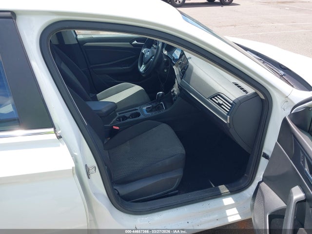 3VWC57BU0KM105240 Volkswagen Jetta 1.4t R-line/1.4t S/1.4t Se
