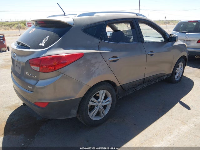 Auction sale of the 2011 Hyundai Tucson Gls, vin: KM8JUCACXBU213502, lot number: 44687379