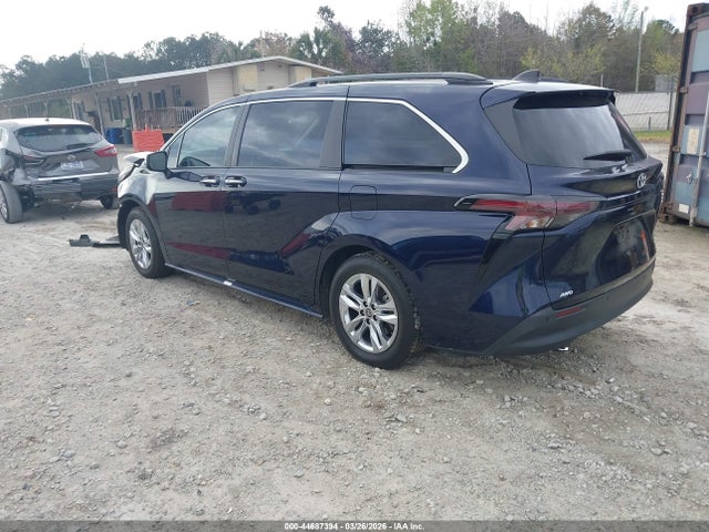 2023 TOYOTA SIENNA 5TDJSKFC1PS081173 Photo 2