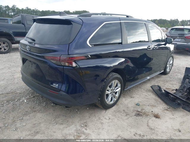 2023 TOYOTA SIENNA 5TDJSKFC1PS081173 Photo 3
