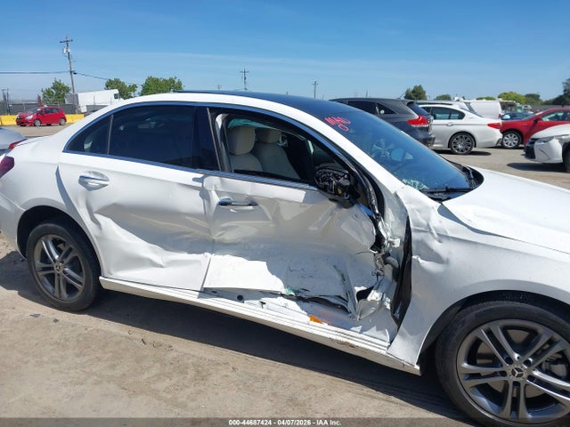 44687424 :رقم المزاد ، W1K3G4EB4LJ234401 vin ، 2020 Mercedes-benz A 220 مزاد بيع