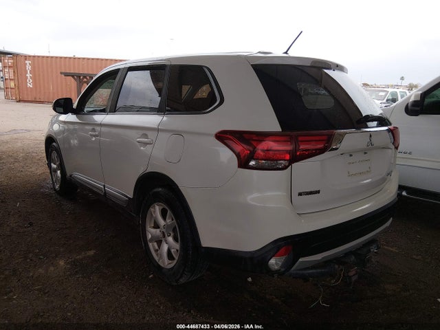 2016 MITSUBISHI OUTLANDER JA4AZ3A32GZ034204 Photo 2