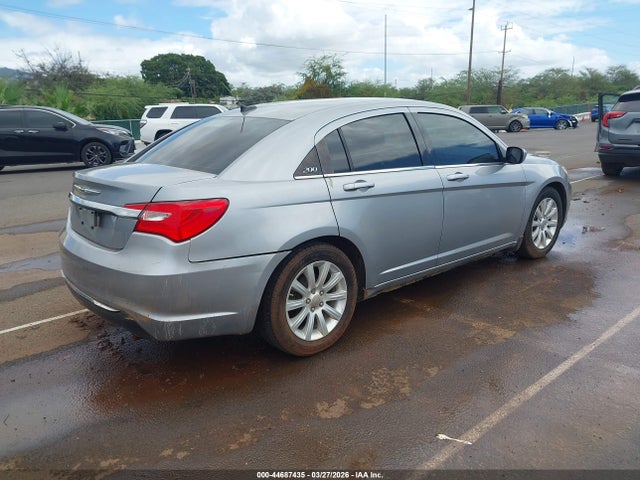 44687435 :رقم المزاد ، 1C3CCBBB4DN632687 vin ، 2013 Chrysler 200 Touring مزاد بيع