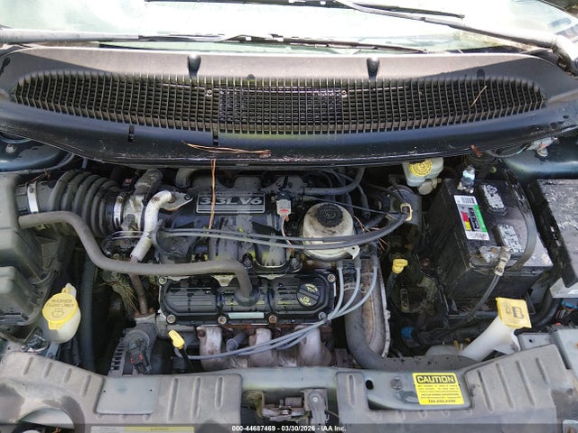 44687469 :رقم المزاد ، 1A4GJ45R57B120797 vin ، 2007 Chrysler Town & Country مزاد بيع