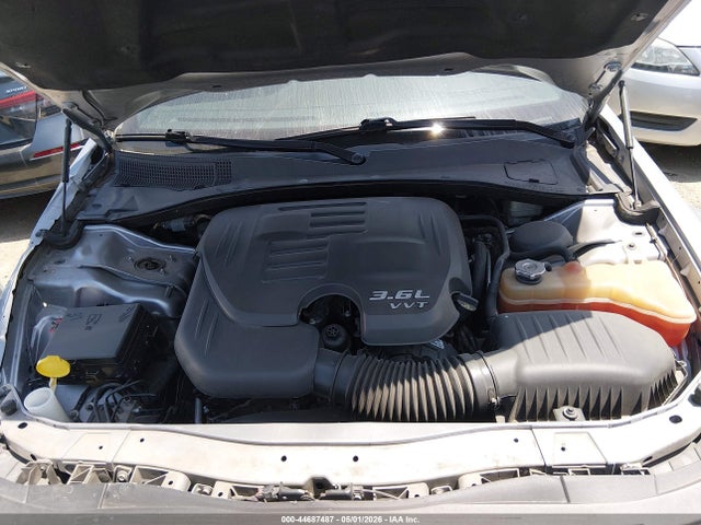 44687487 :رقم المزاد ، 2C3CCABG6EH118453 vin ، 2014 Chrysler 300 300s مزاد بيع