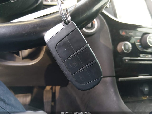 44687487 :رقم المزاد ، 2C3CCABG6EH118453 vin ، 2014 Chrysler 300 300s مزاد بيع