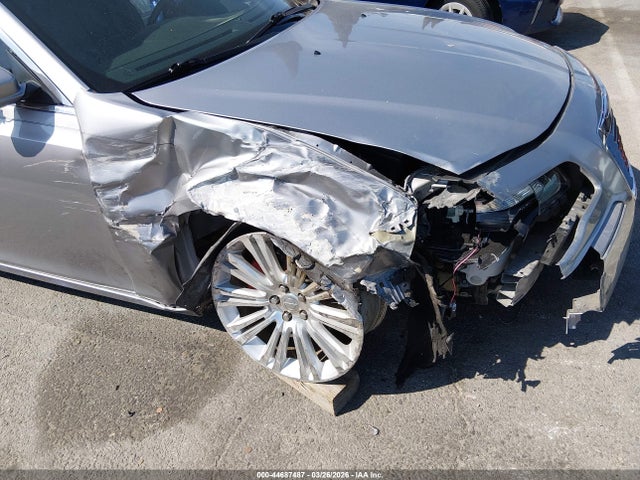 44687487 :رقم المزاد ، 2C3CCABG6EH118453 vin ، 2014 Chrysler 300 300s مزاد بيع