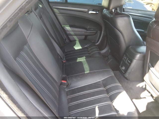 44687487 :رقم المزاد ، 2C3CCABG6EH118453 vin ، 2014 Chrysler 300 300s مزاد بيع