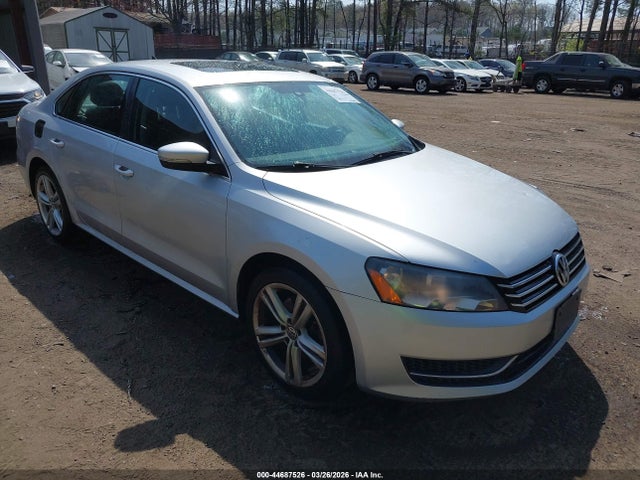 Продаж на аукціоні авто 2014 Volkswagen Passat 1.8t Se, vin: 1VWBT7A31EC042956, номер лоту: 44687526