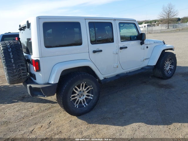 2014 JEEP WRANGLER UNLIMITED 1C4HJWFGXEL201157 Photo 3