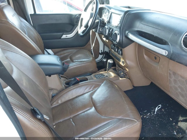 2014 JEEP WRANGLER UNLIMITED 1C4HJWFGXEL201157 Photo 4