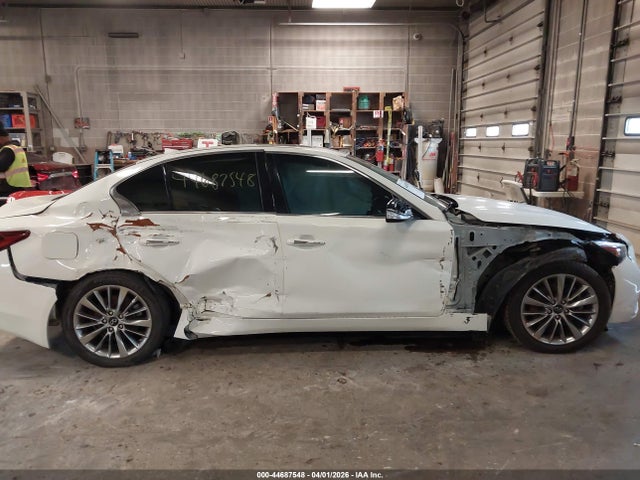 Продаж на аукціоні авто 2019 Infiniti Q50 3.0t Luxe, vin: JN1EV7AP0KM543696, номер лоту: 44687548