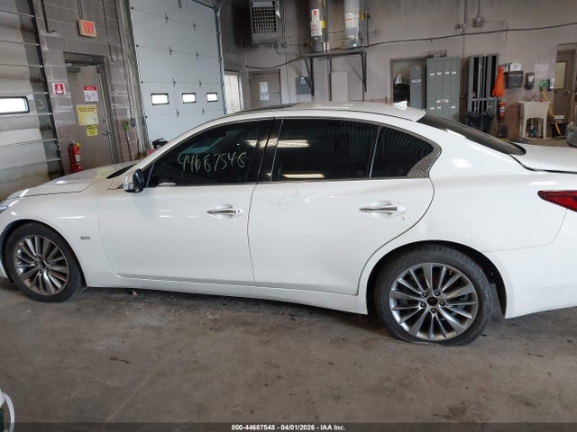 Продаж на аукціоні авто 2019 Infiniti Q50 3.0t Luxe, vin: JN1EV7AP0KM543696, номер лоту: 44687548