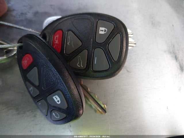 44687577 :رقم المزاد ، 1GKFK63898J172157 vin ، 2008 Gmc Yukon Denali مزاد بيع