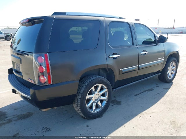 44687577 :رقم المزاد ، 1GKFK63898J172157 vin ، 2008 Gmc Yukon Denali مزاد بيع