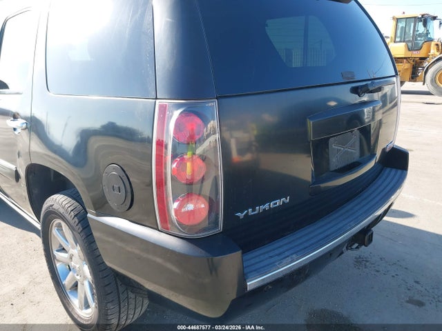 44687577 :رقم المزاد ، 1GKFK63898J172157 vin ، 2008 Gmc Yukon Denali مزاد بيع