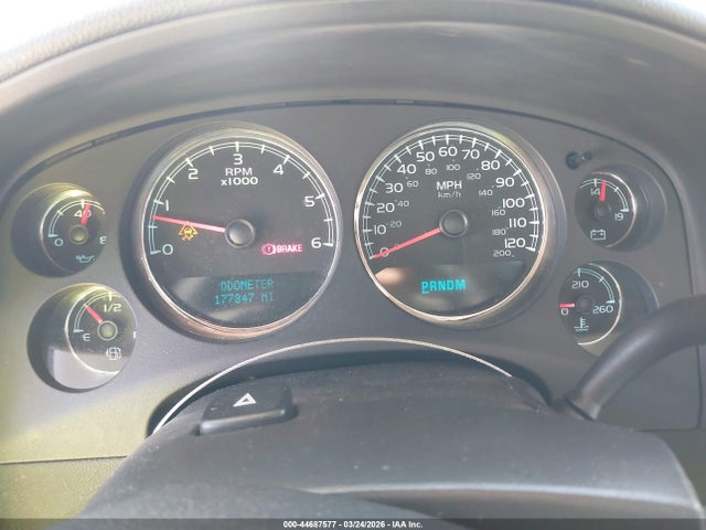 44687577 :رقم المزاد ، 1GKFK63898J172157 vin ، 2008 Gmc Yukon Denali مزاد بيع