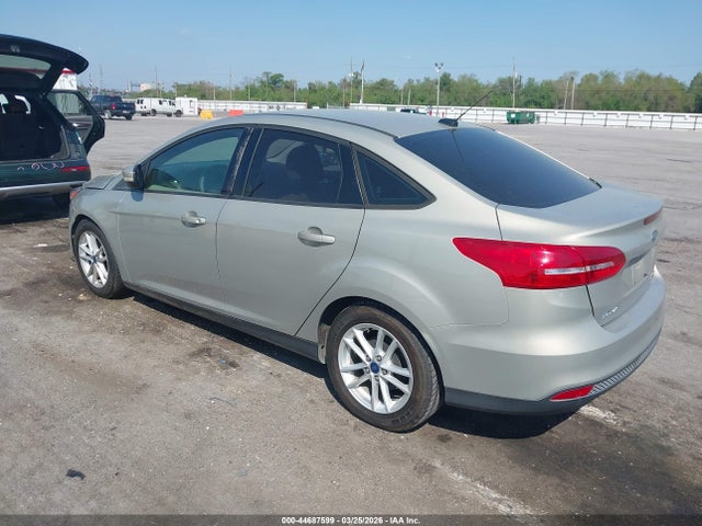 2015 FORD FOCUS 1FADP3F27FL317181 Photo 2