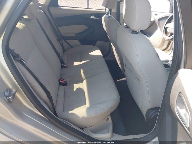 2015 FORD FOCUS 1FADP3F27FL317181 Photo 7